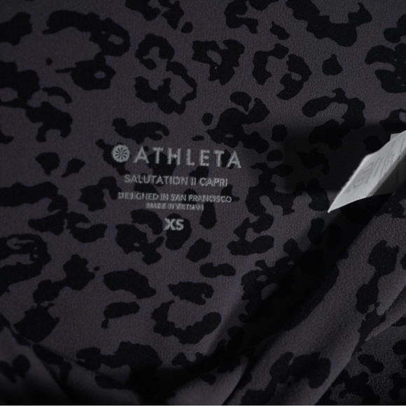 Athleta Leggings Women’s Salutation II Capri Black High Rise Yoga Size XS - Picture 5 of 8